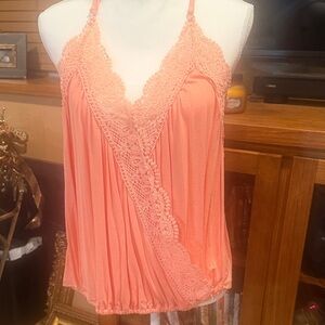 Daytrip Coral Lace Trim Camisole